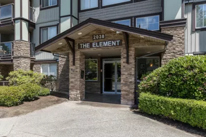 204 2038 Sandalwood Crescent, Abbotsford, BC, Abbotsford — Apartment/Condo for sale