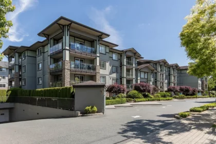 204 2038 Sandalwood Crescent, Abbotsford, BC, Abbotsford — Apartment/Condo for sale