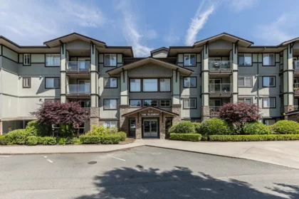 204 2038 Sandalwood Crescent, Abbotsford, BC, Abbotsford — Apartment/Condo for sale