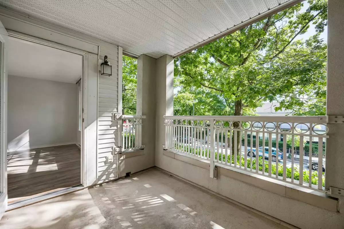 Front Yard Photo of 206 2990 Princess Crescent, Coquitlam, BC