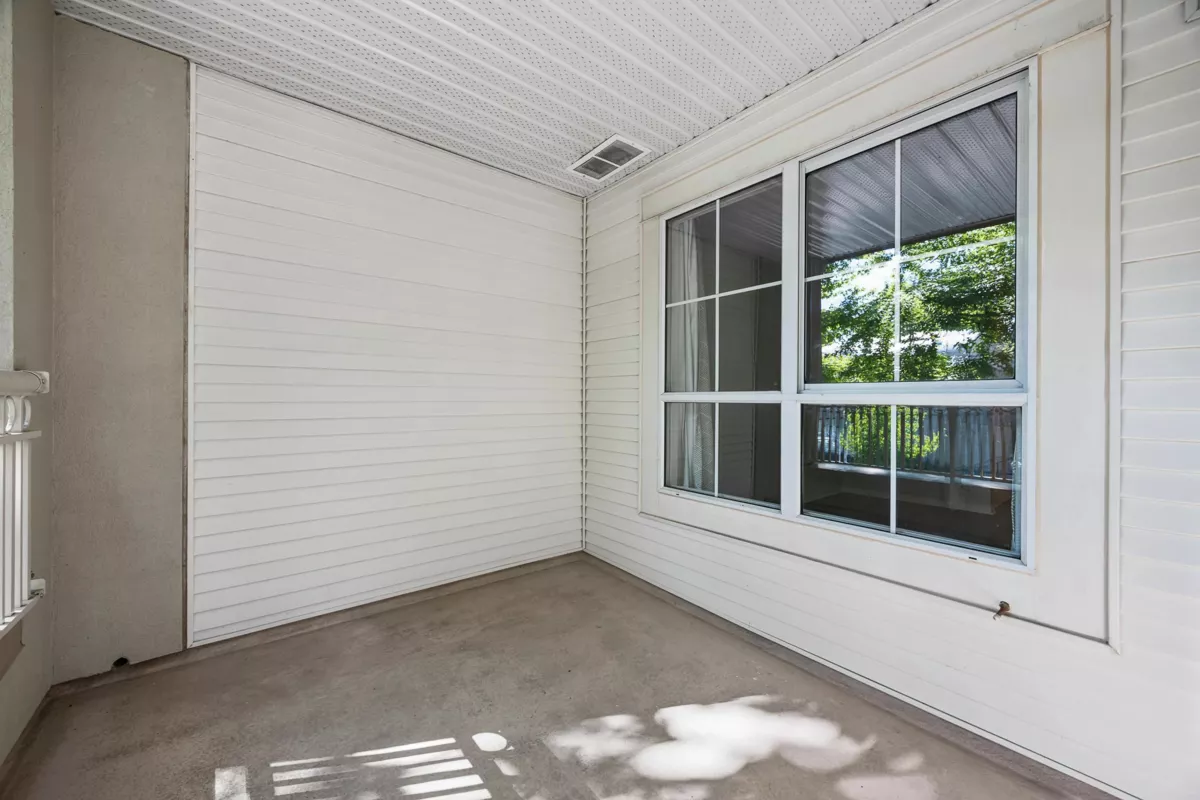 Hot Tub / Spa Photo of 206 2990 Princess Crescent, Coquitlam, BC