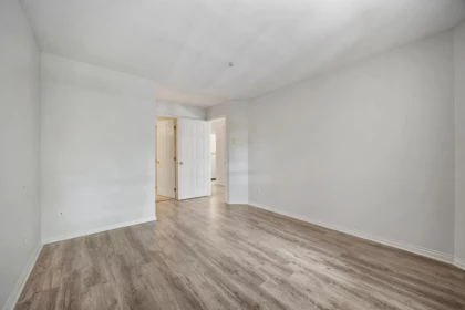 Hallway Photo of 206 2990 Princess Crescent, Coquitlam, BC