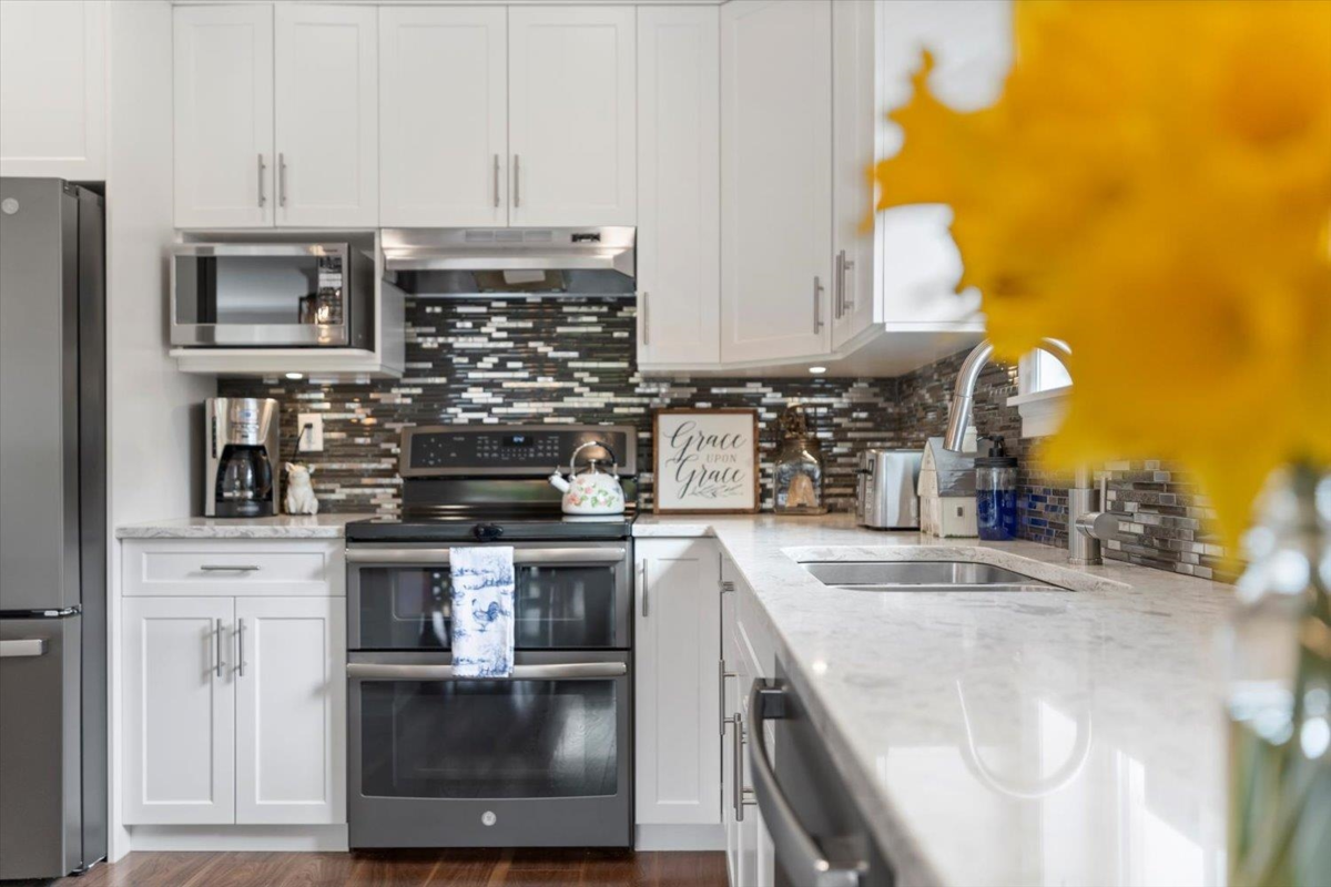 Kitchen Photo of 34 14550 Morris Valley Road, Harrison Mills, BC