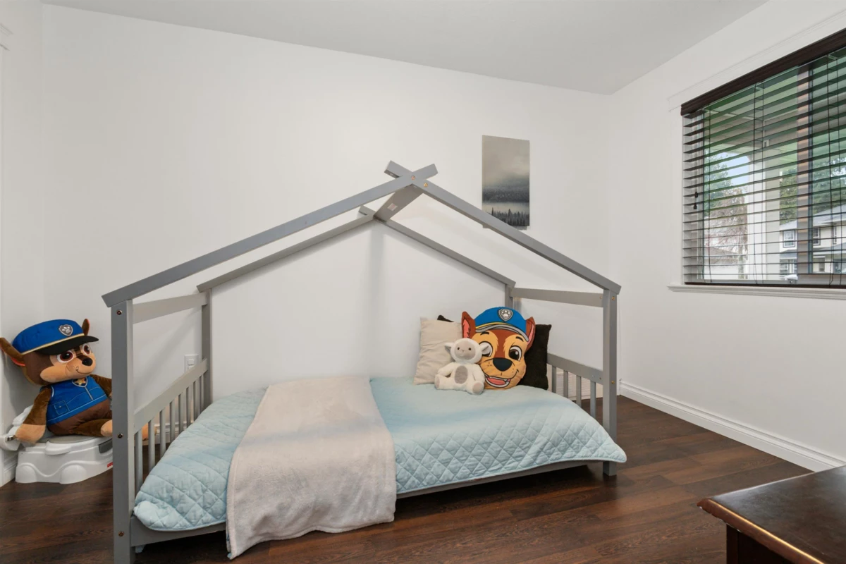 Laundry Room Photo of 10148 Beaver Crescent, Chilliwack, BC