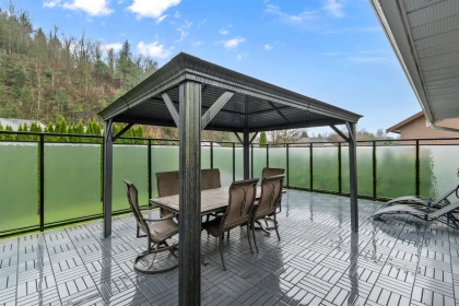 Front Yard Photo of 10148 Beaver Crescent, Chilliwack, BC
