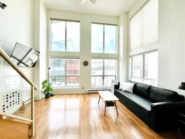 403 933 Seymour Street, Vancouver, BC
