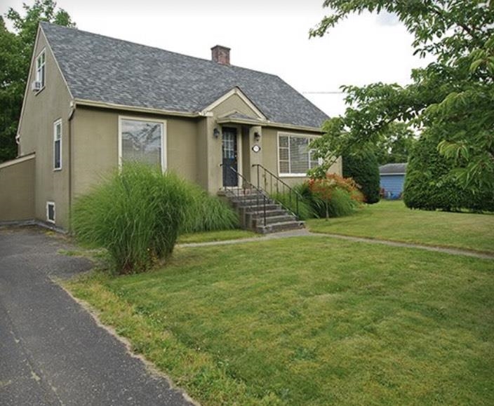 Exterior Front Photo of 9754 Oak Street, Chilliwack, BC