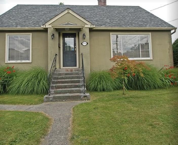 Exterior Rear Photo of 9754 Oak Street, Chilliwack, BC