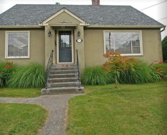 9754 Oak Street, Chilliwack, BC, Chilliwack — Single Family Residence for sale