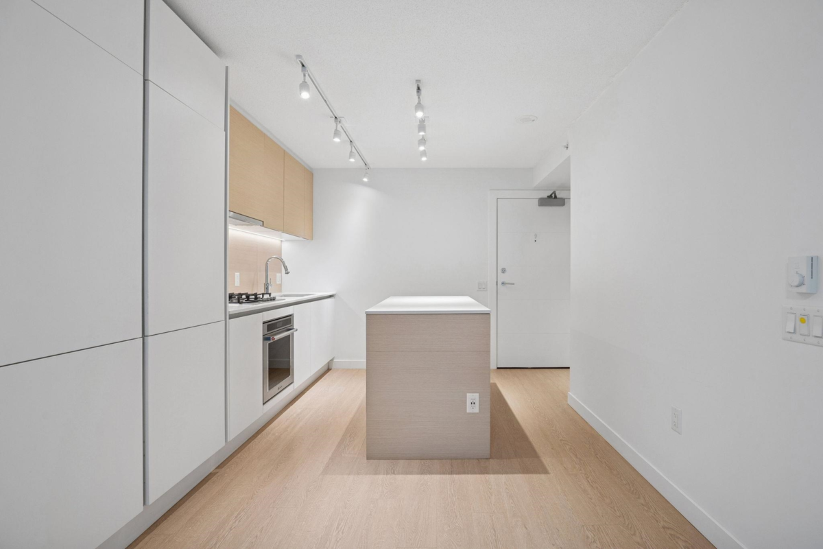 Primary Bedroom Photo of 2607 908 Quayside Drive, New Westminster, BC