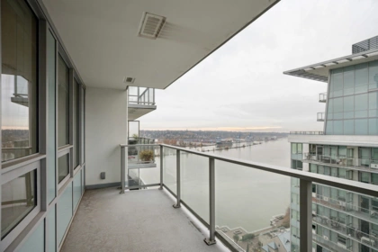 2607 908 Quayside Drive, New Westminster, BC, Quay — 1 bed apartment/condo for sale