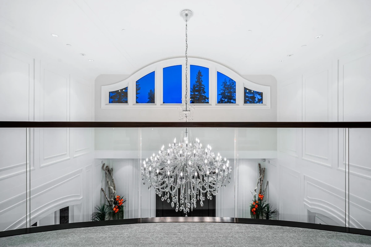 Hallway Photo of 13283 56 Avenue, Surrey, BC