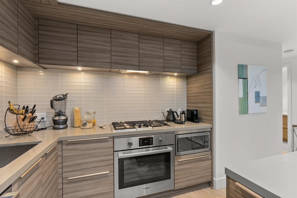 Living Room Photo of 1909 1550 Fern Street, Vancouver, BC