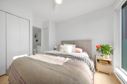 Office / Den Photo of 302 933 E Hastings Street, Vancouver, BC