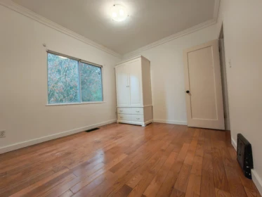 929 Sixth Street, New Westminster, BC, New Westminster — Single Family Residence for sale