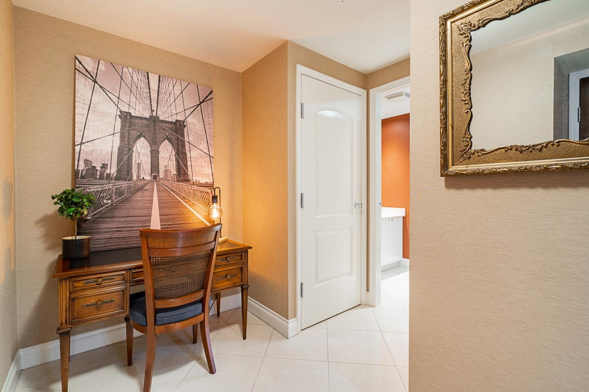 Breakfast Nook Photo of 905 172 Victory Ship Way, North Vancouver, BC