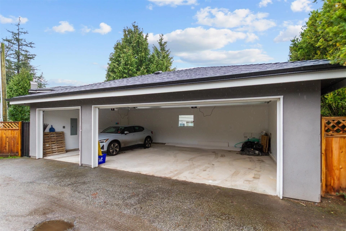 Outdoor Deck Photo of 4085 SW Marine Drive, Vancouver, BC