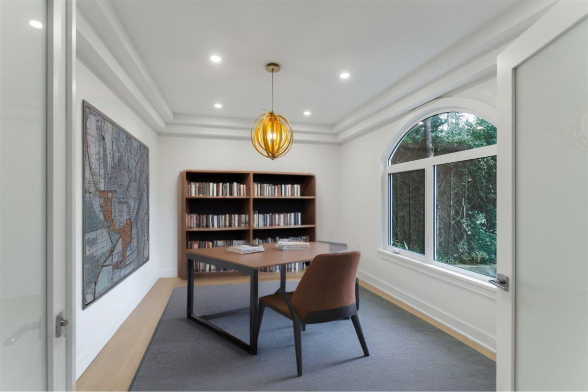 Primary Bathroom Photo of 4085 SW Marine Drive, Vancouver, BC