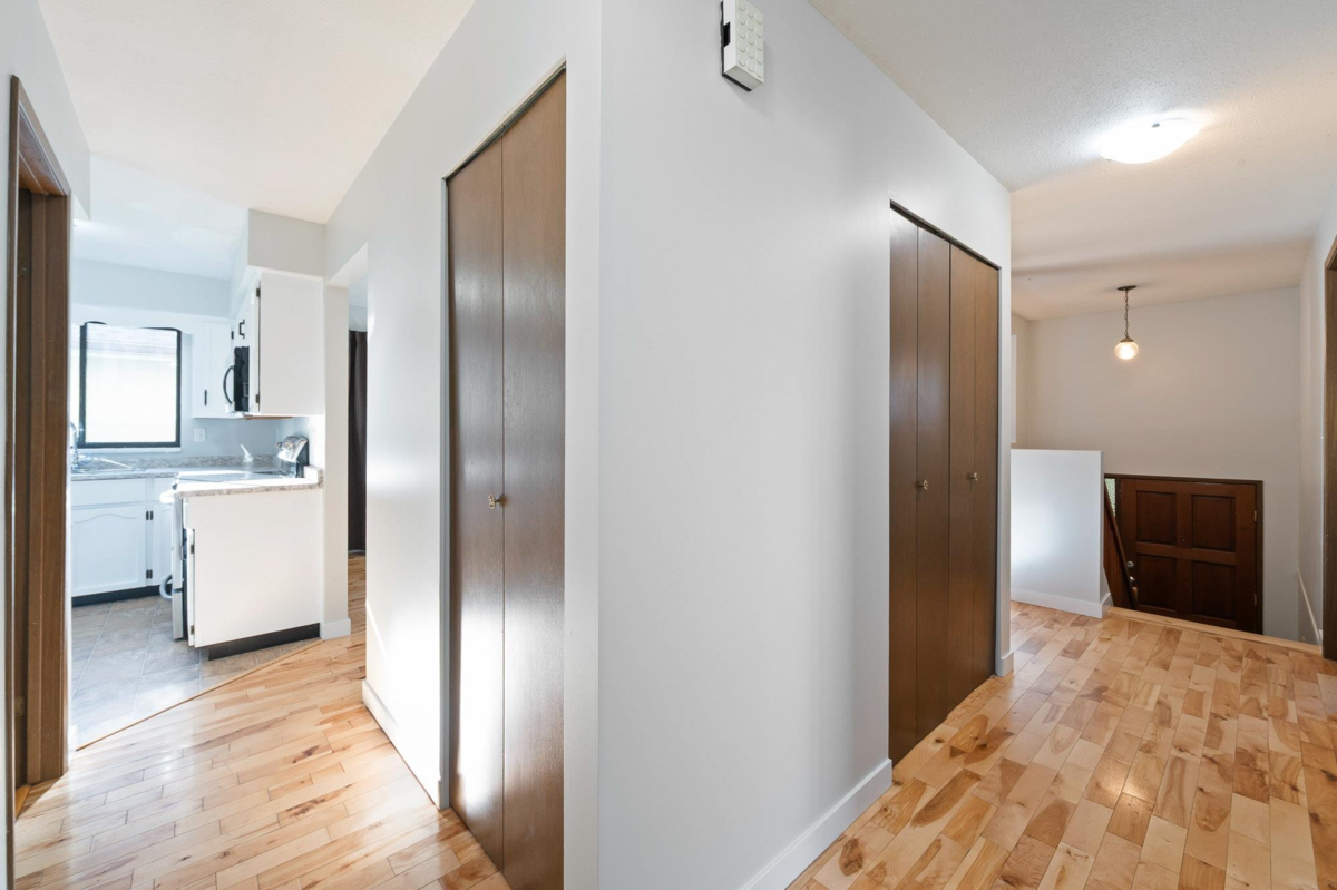 Breakfast Nook Photo of 6640 133 Street, Surrey, BC