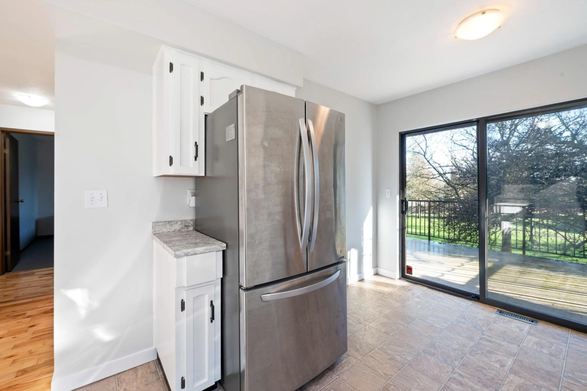 Dining Area Photo of 6640 133 Street, Surrey, BC