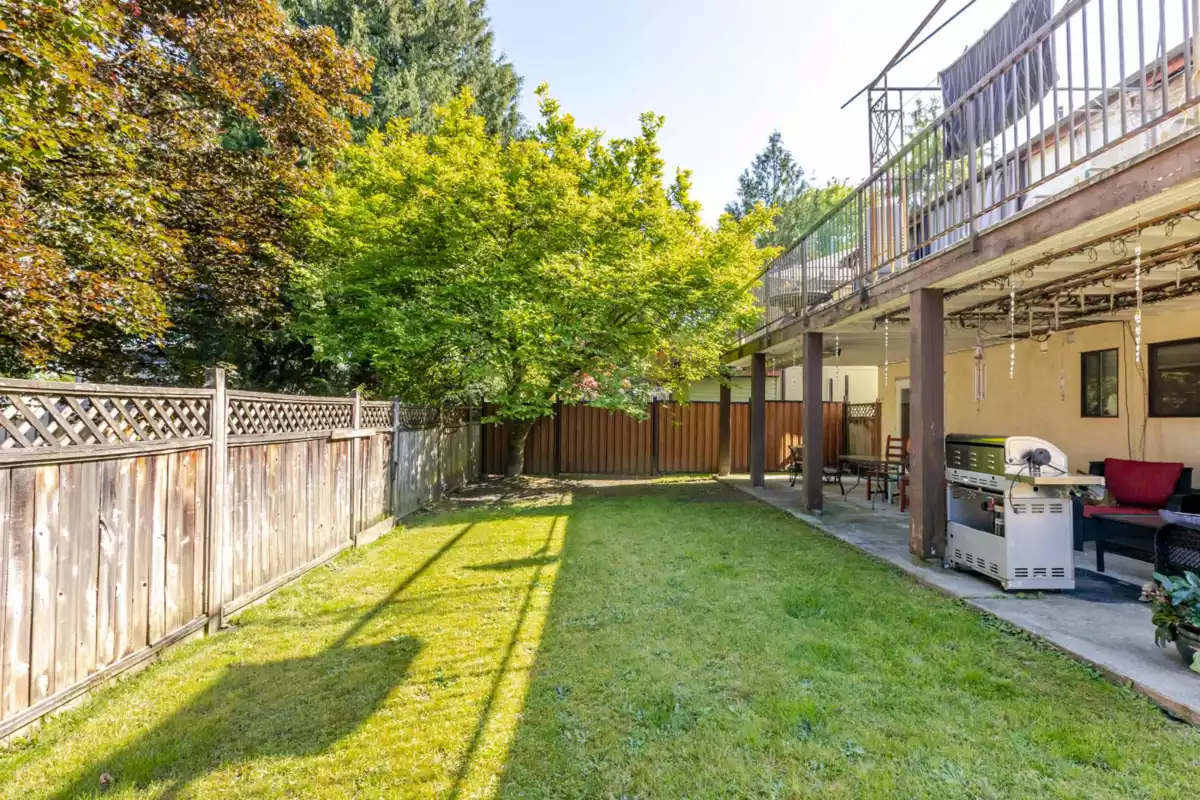 Hallway Photo of 6640 133 Street, Surrey, BC
