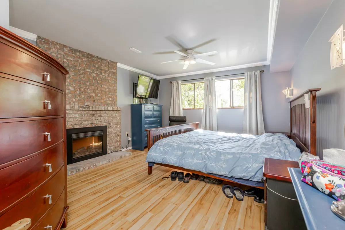 Laundry Room Photo of 6640 133 Street, Surrey, BC