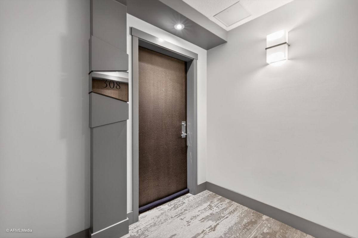 Kitchen Photo of 308 1151 Windsor Mews, Coquitlam, BC