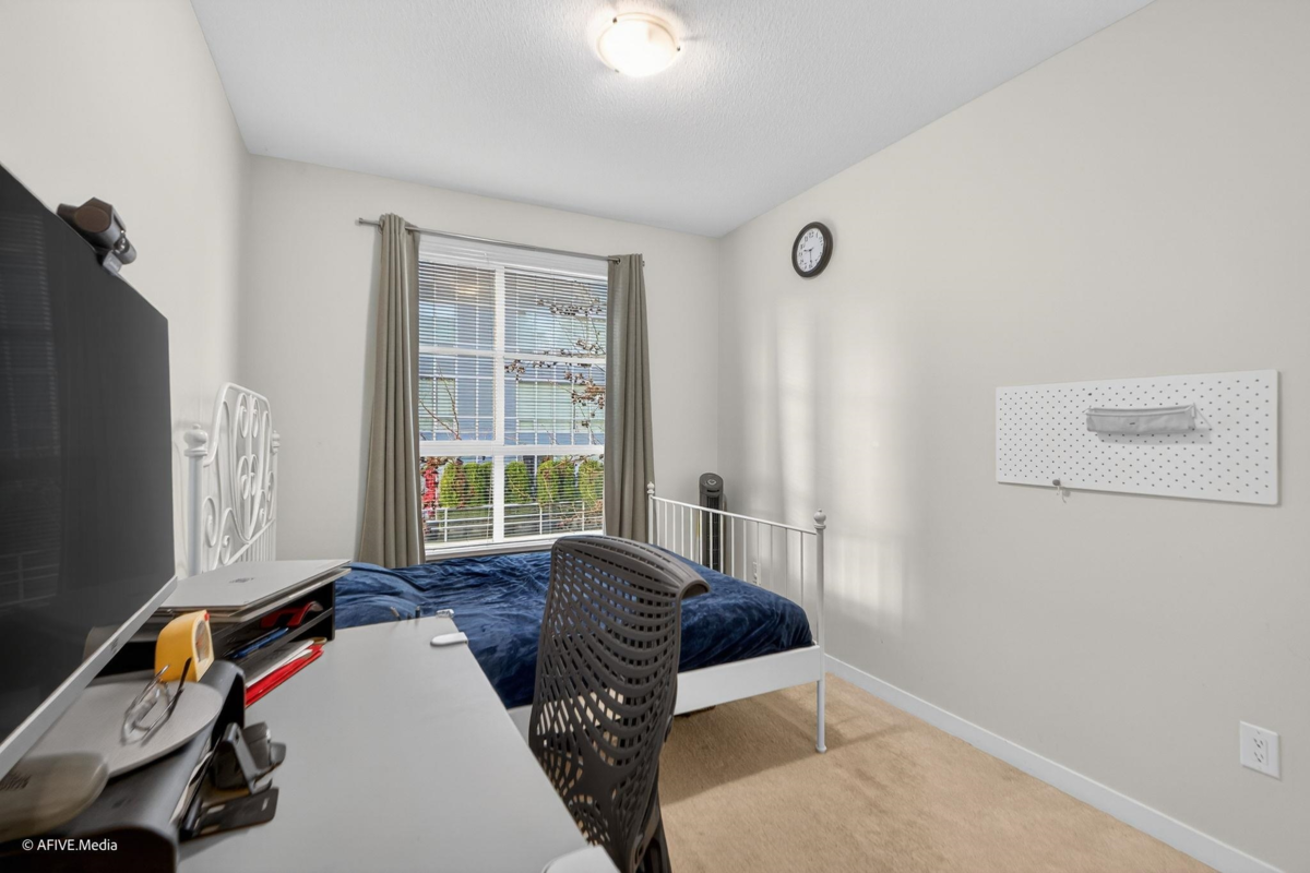 Office / Den Photo of 308 1151 Windsor Mews, Coquitlam, BC