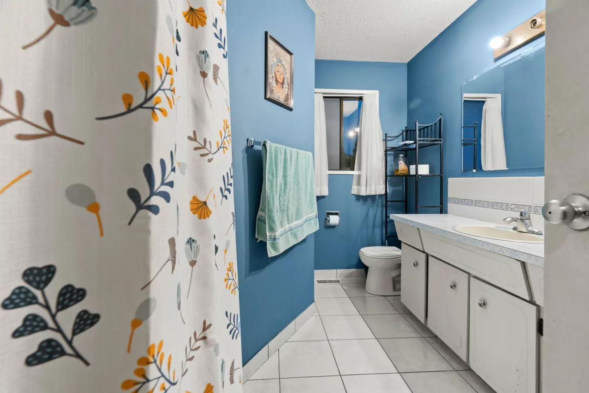 Bedroom 2 Photo of 31911 Starling Avenue, Mission, BC