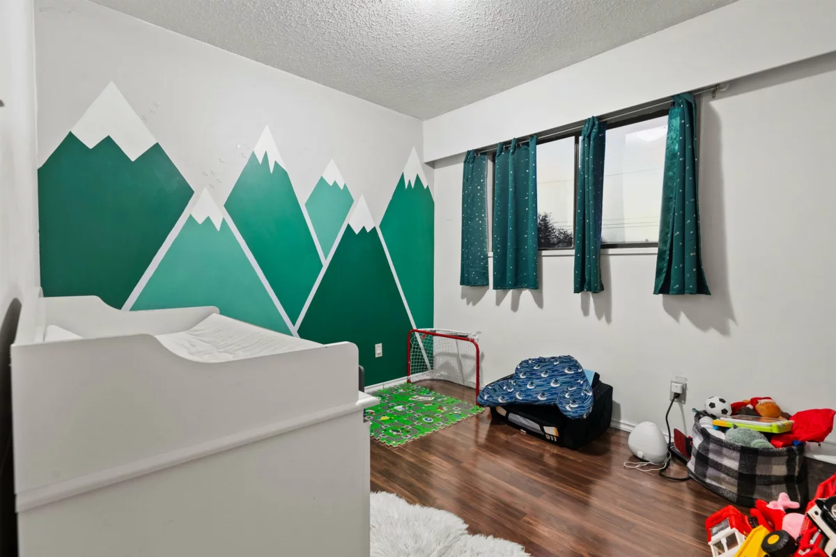 Bedroom 3 Photo of 31911 Starling Avenue, Mission, BC