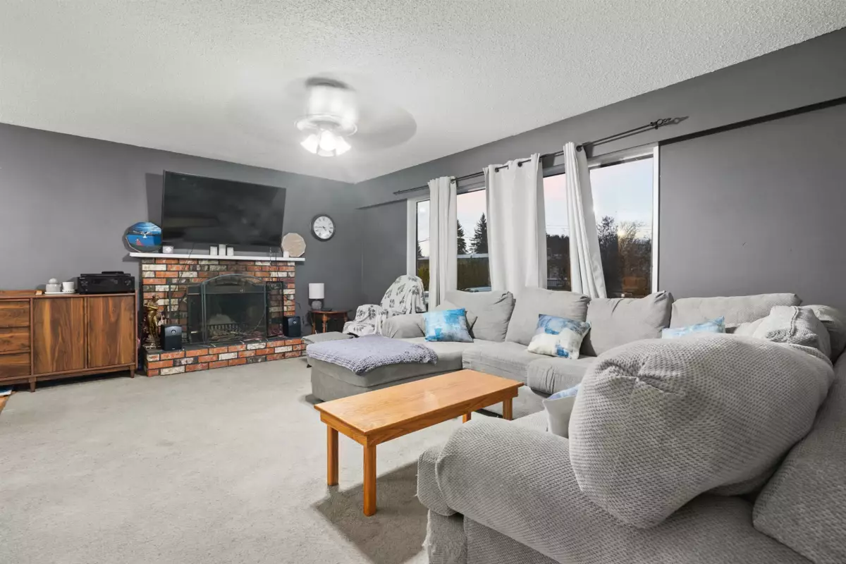 Dining Area Photo of 31911 Starling Avenue, Mission, BC