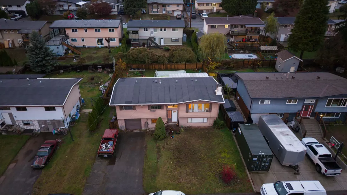 Neighborhood Park Photo Near 31911 Starling Avenue, Mission, BC