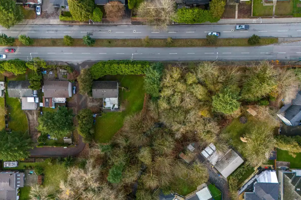 Kitchen Photo of 14908 88 Avenue, Surrey, BC