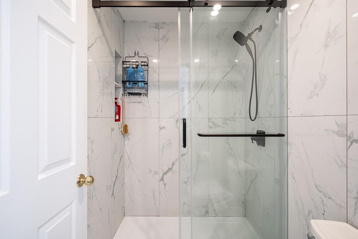 Backyard Photo of 6655 123a Street, Surrey, BC