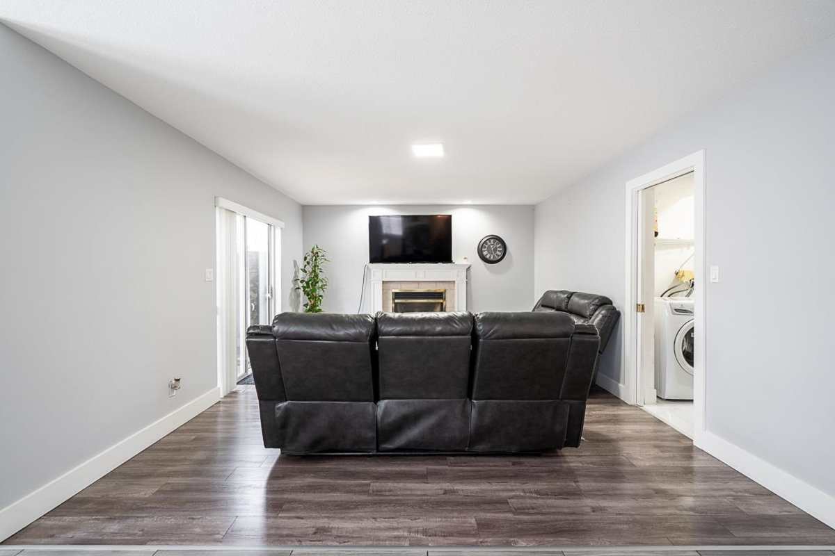 Bedroom 3 Photo of 6655 123a Street, Surrey, BC