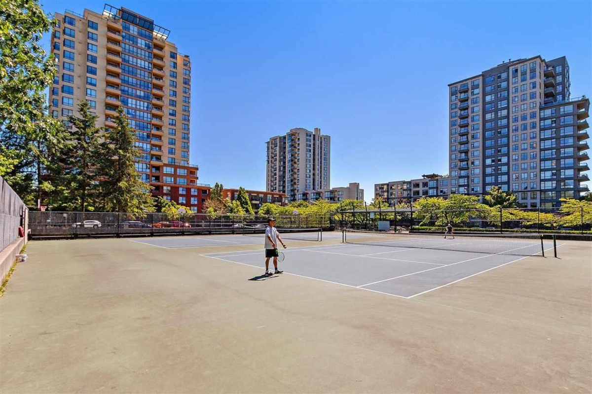 Bedroom 4 Photo of 1001 3455 Ascot Place, Vancouver, BC