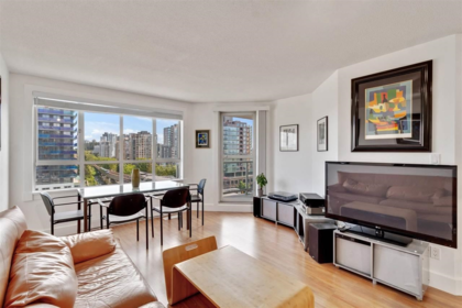 1001 3455 Ascot Place, Vancouver, BC, Collingwood VE — 1 bed apartment/condo for sale