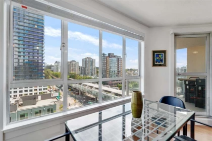 1001 3455 Ascot Place, Vancouver, BC