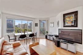 1001 3455 Ascot Place, Vancouver, BC