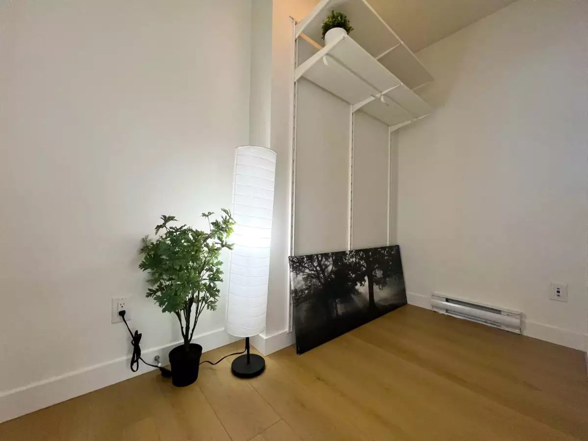 Bedroom 3 Photo of 652 5515 Boundary Road, Vancouver, BC