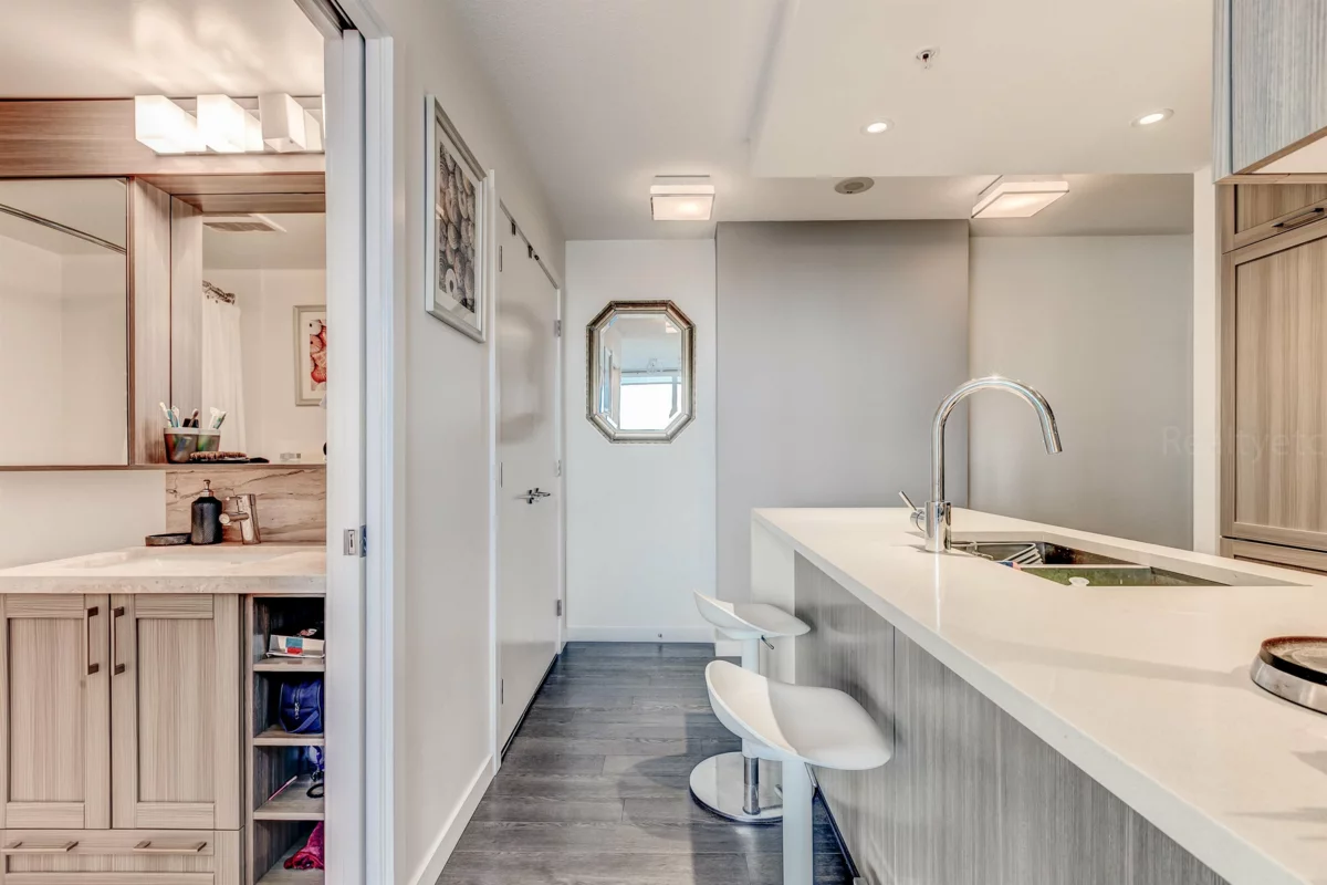 Pantry Photo of 652 5515 Boundary Road, Vancouver, BC