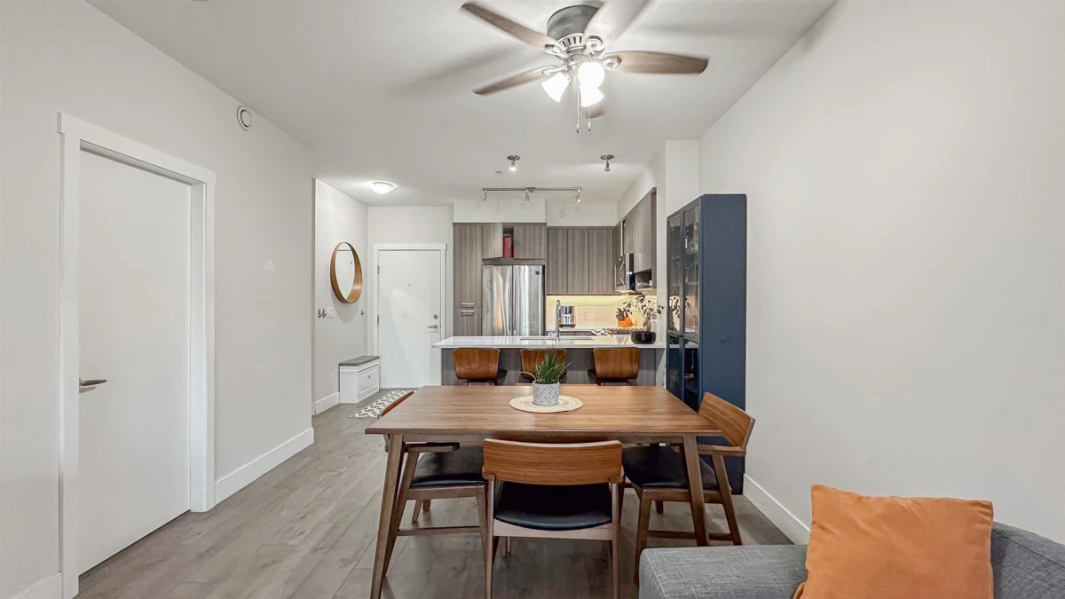 Family Room Photo of 203 1306 Fifth Avenue, New Westminster, BC