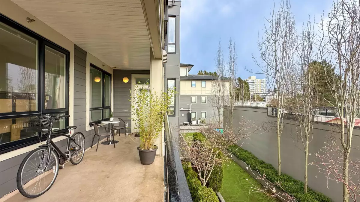 Office / Den Photo of 203 1306 Fifth Avenue, New Westminster, BC