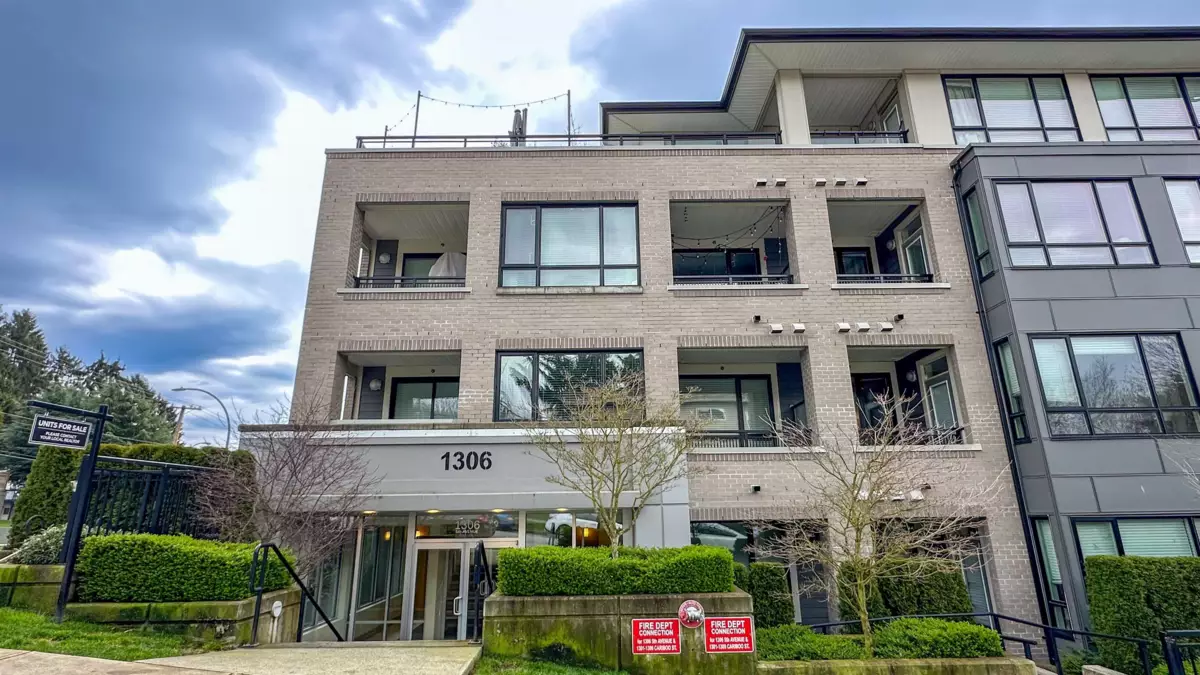 Staircase Photo of 203 1306 Fifth Avenue, New Westminster, BC