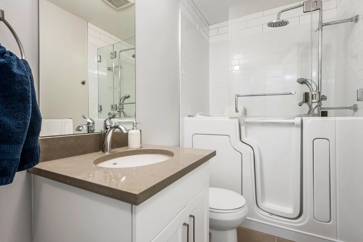 Backyard Photo of 22 386 Pine Avenue, Harrison Hot Springs, BC