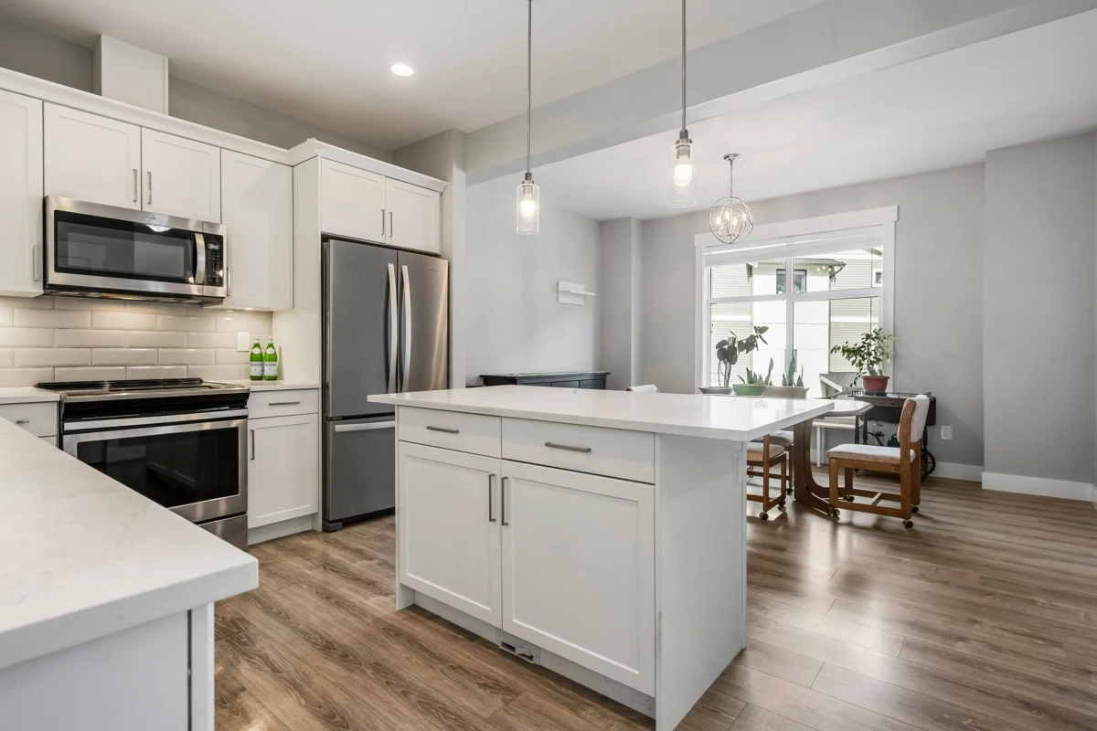Bedroom 2 Photo of 22 386 Pine Avenue, Harrison Hot Springs, BC