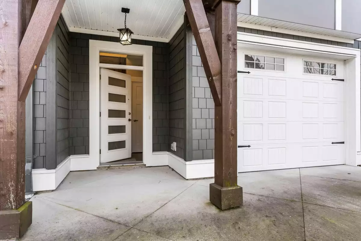 Family Room Photo of 22 386 Pine Avenue, Harrison Hot Springs, BC