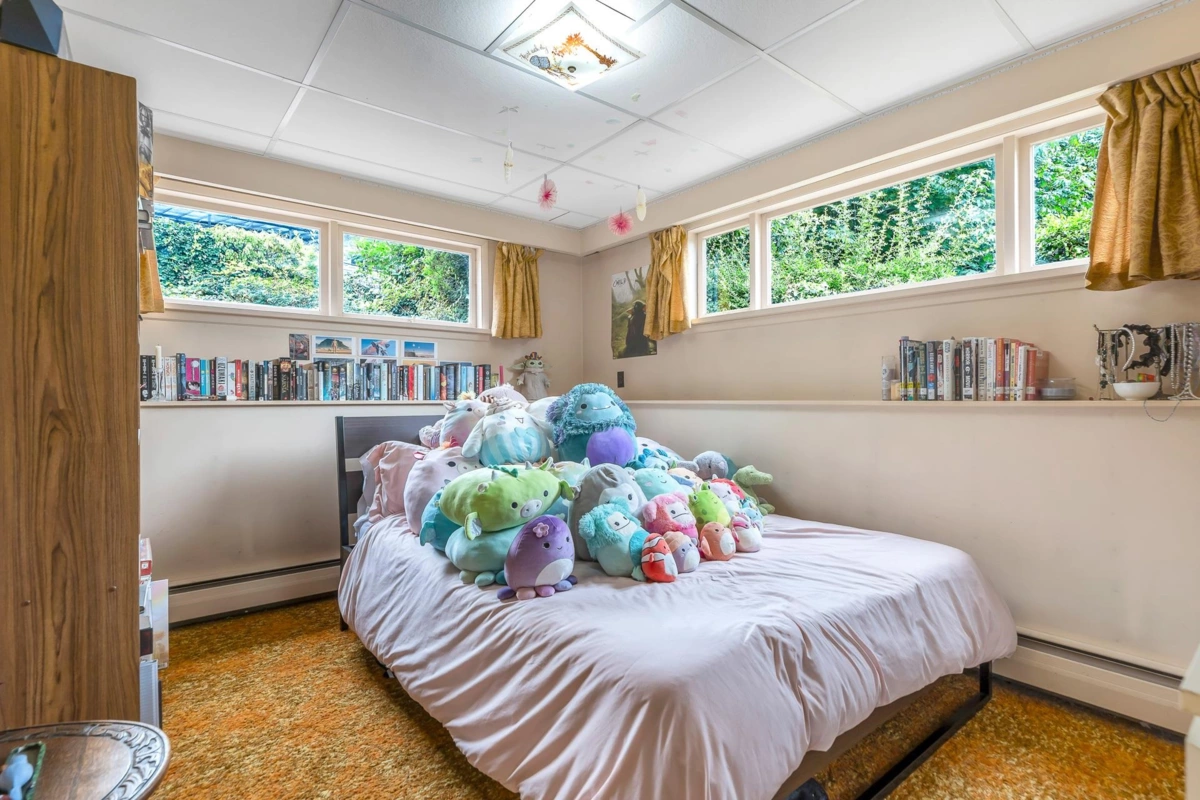 Front Yard Photo of 3088 Lazy A Street, Coquitlam, BC