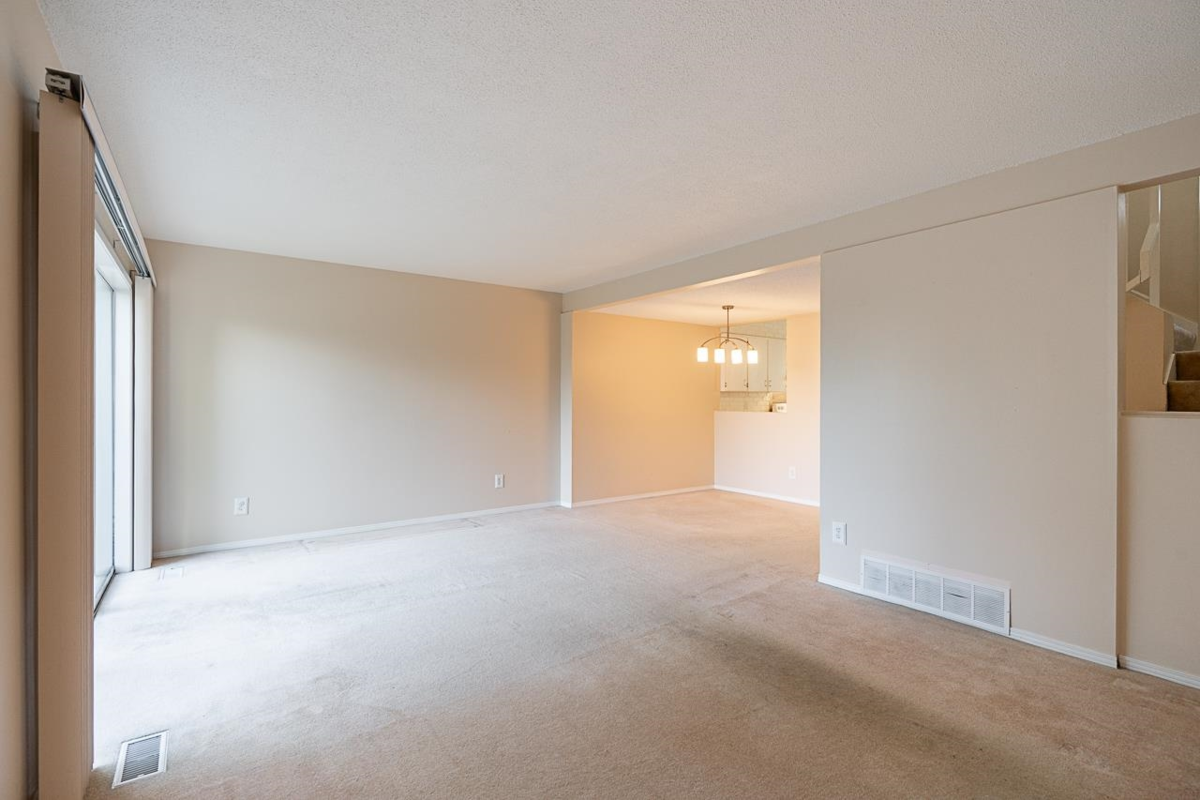 Dining Area Photo of 1031 Cecile Drive, Port Moody, BC