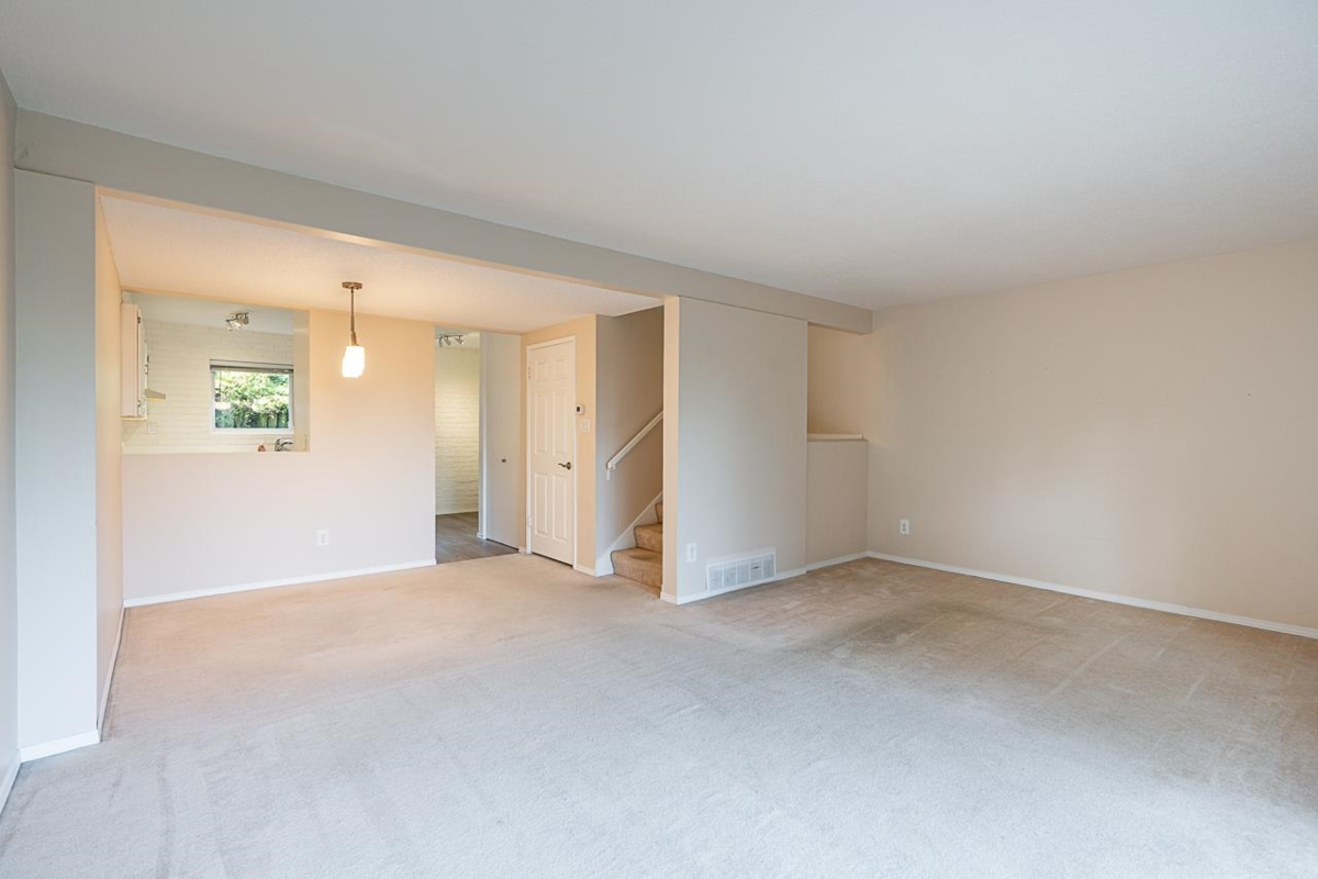 Family Room Photo of 1031 Cecile Drive, Port Moody, BC